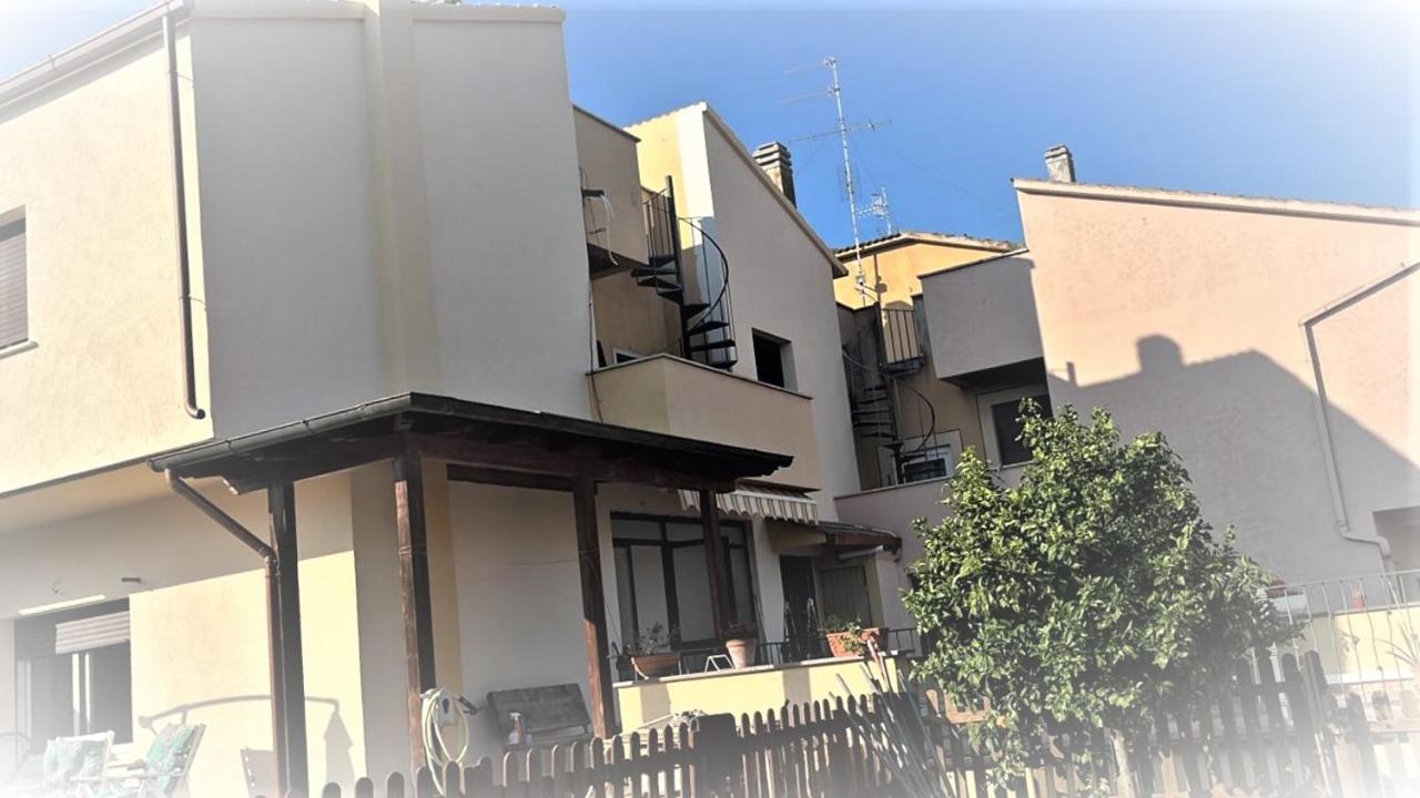 Appartamento Mileva House Civitavecchia Exterior foto